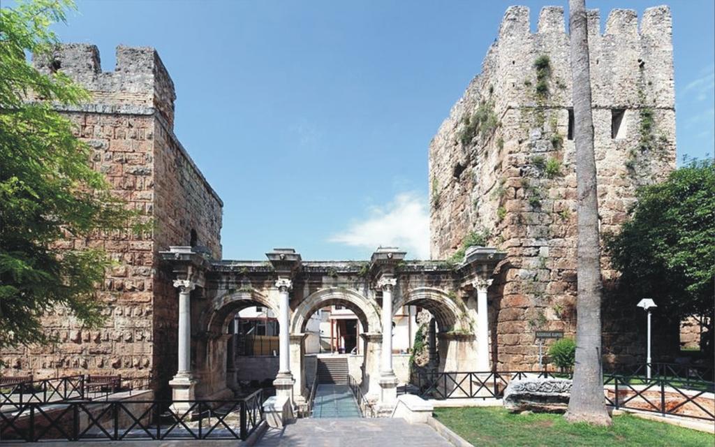 Hadrian Gate Hotel Antalya Luaran gambar